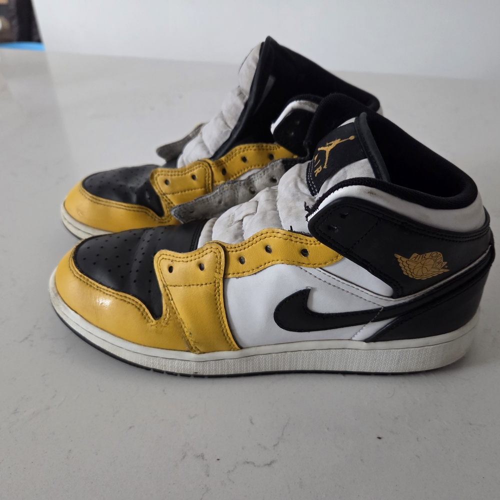 Jordan 1 Mid Black / NO LACES